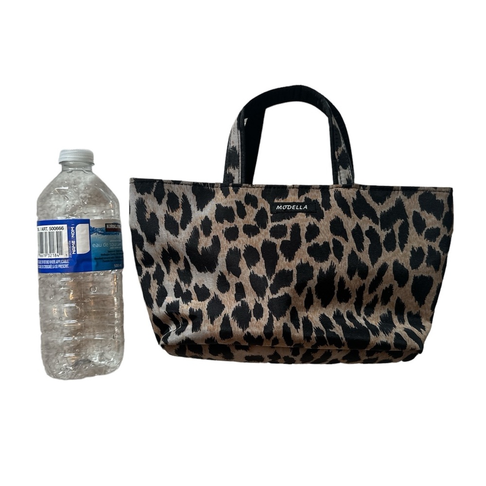 4/20$ Leopard makeup/ toiletry bag